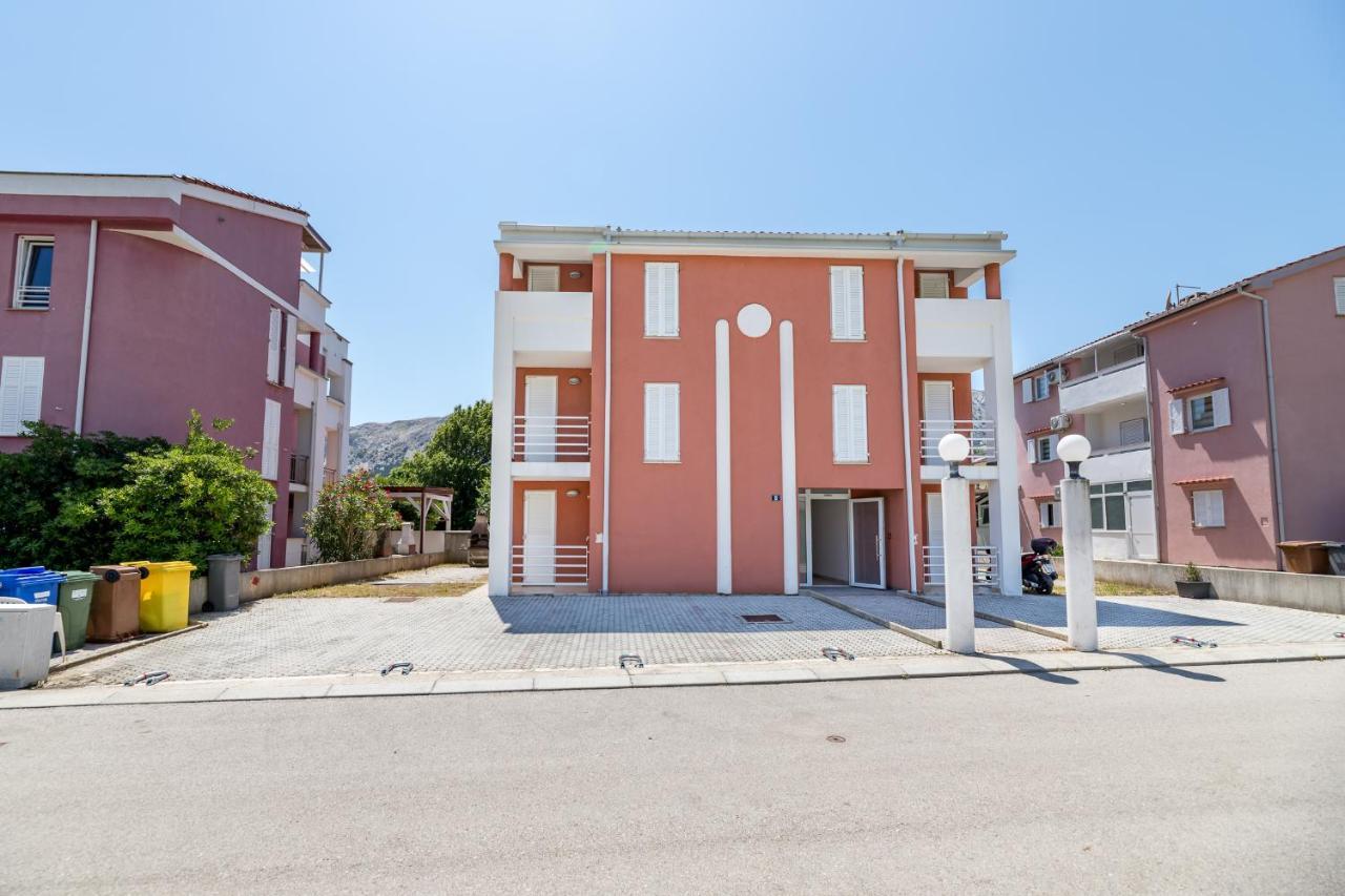Apartments Melania & Antonia Baška Exterior foto