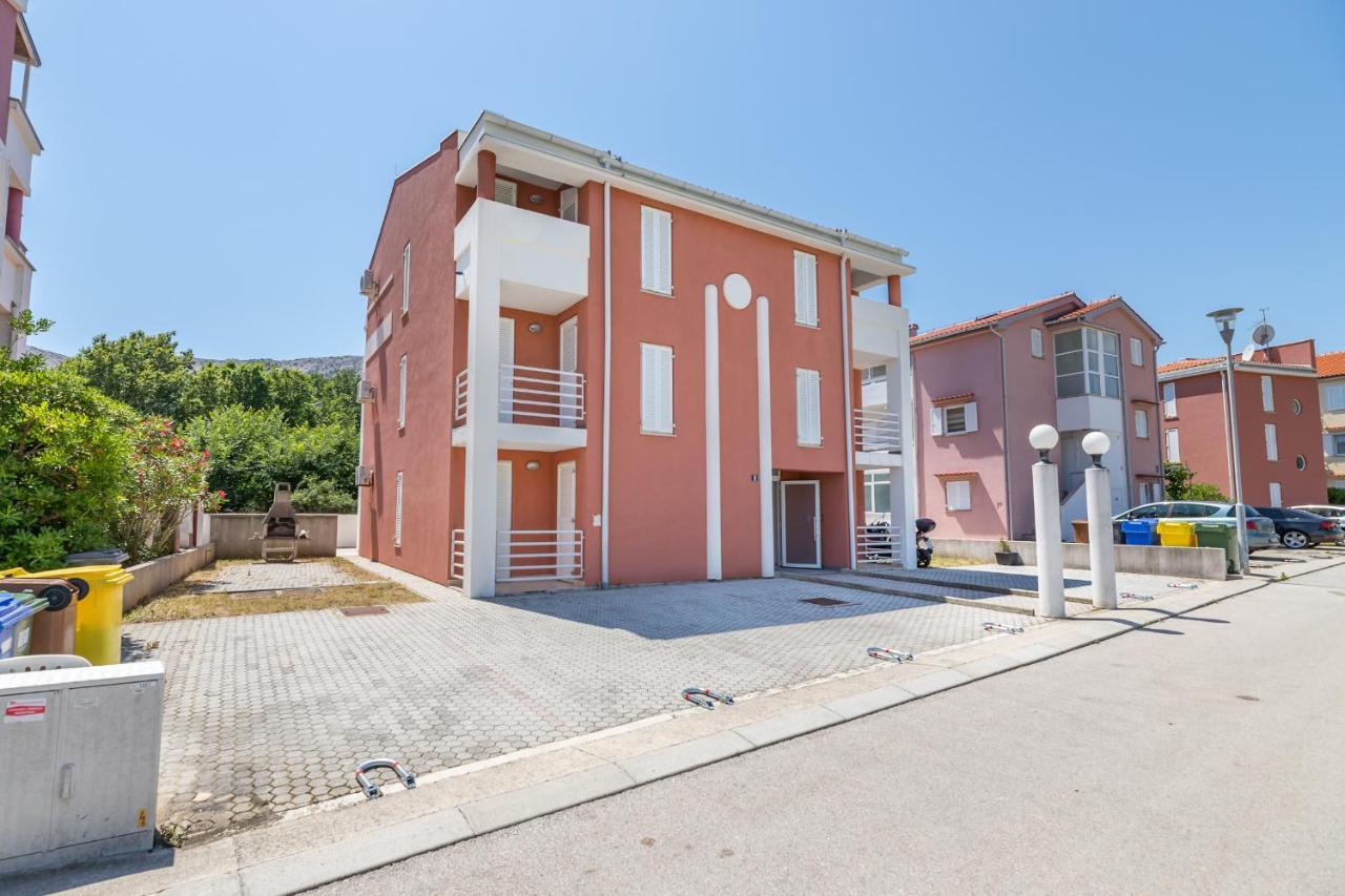 Apartments Melania & Antonia Baška Exterior foto